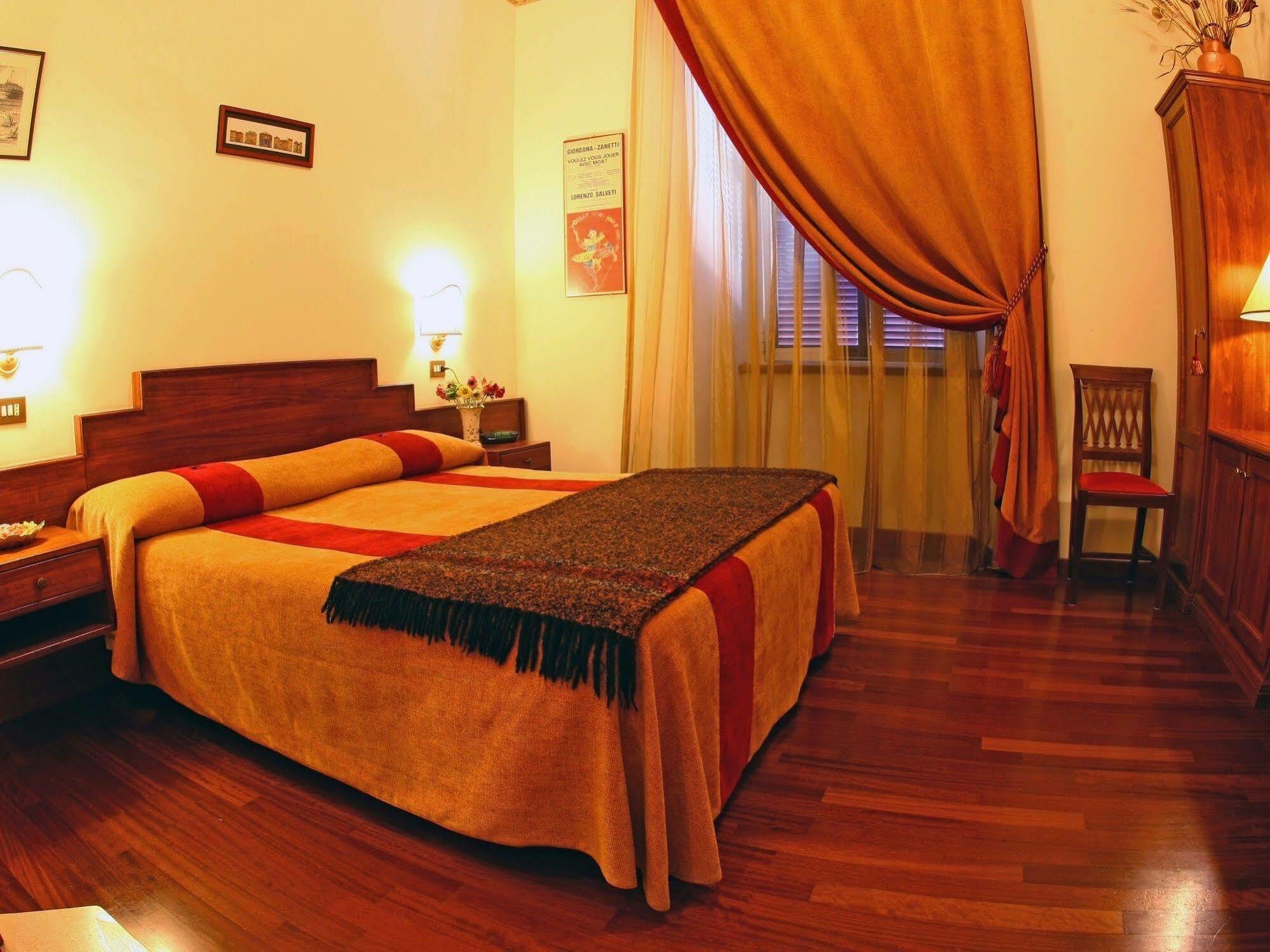 Bed and Breakfast Al Colonnato Di San Pietro Рим Экстерьер фото
